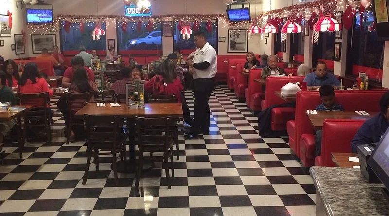 Big City Diner (98-211 Pali Momi St Ste 900) - Best American Restaurants in Aiea