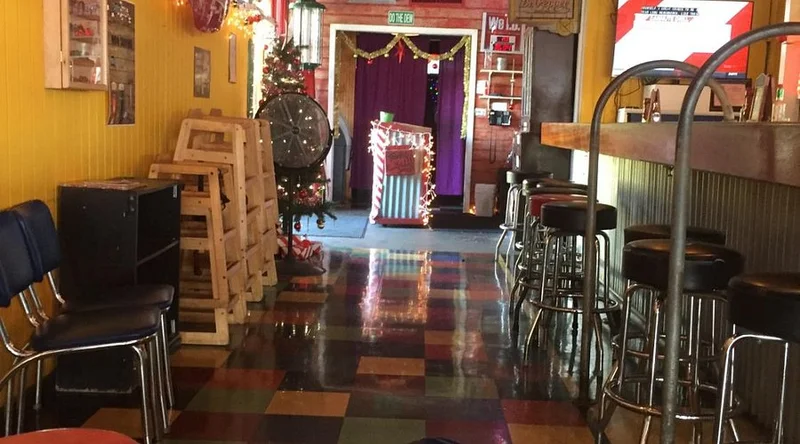 Dixie Grill - Best American Restaurants in Aiea