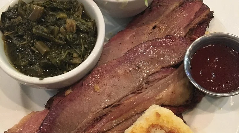 Hughley's Southern Cuisine - Best American Restaurants in Aiea