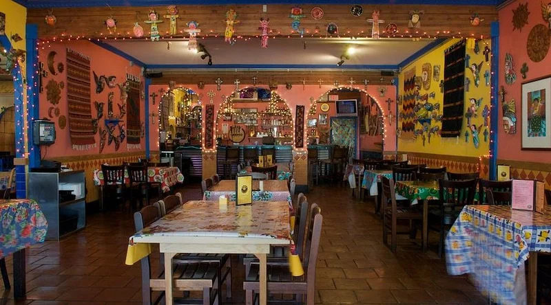 Cholos Homestyle Mexican Restaurant