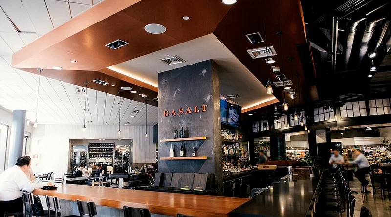 Basalt - Best Casual dining Restaurants in Oahu