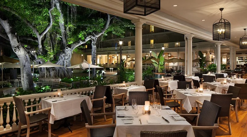 Beachhouse at the Moana - Best Wine Bar Restaurants in Oahu