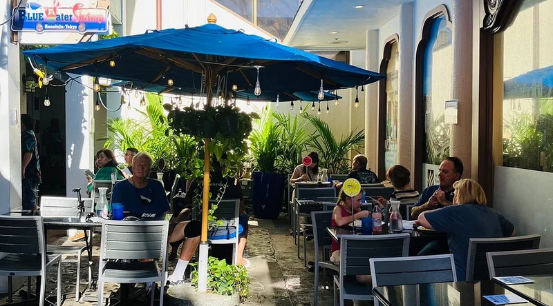 Blue Water Shrimp and Seafood - Best Seafood Restaurants in Oahu