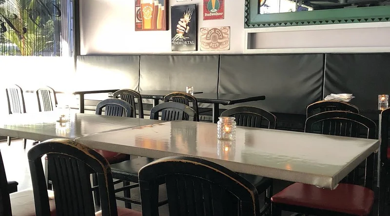 Chez Kenzo Bar and Grill - Best Bar Restaurants in Oahu