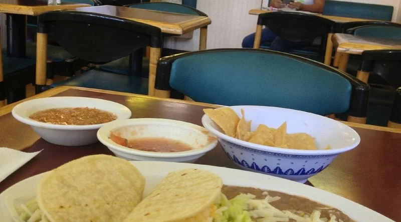 El Burrito - Best Mexican Restaurants in Honolulu
