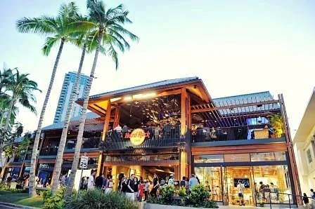 Hard Rock Cafe - Oceanfront Dining in Honolulu