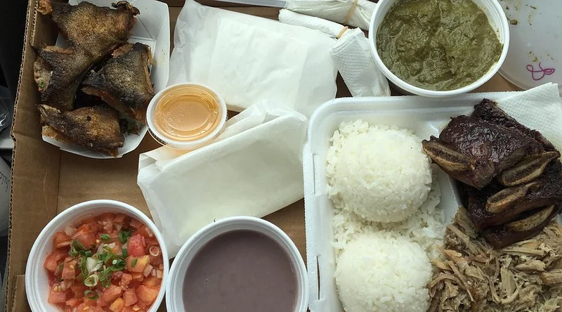Helena's Hawaiian Food - Best Hawaiian Restaurants in Oahu
