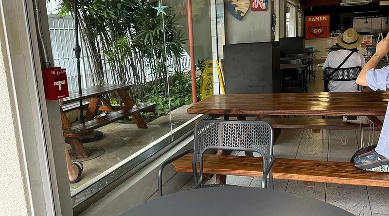 Hi Burger - Best American Restaurants in Oahu