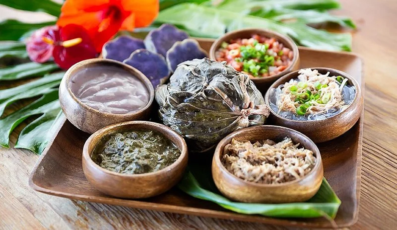 Highway Inn Kaka'ako - Best Poke & Poke Bowls Restaurants in Oahu