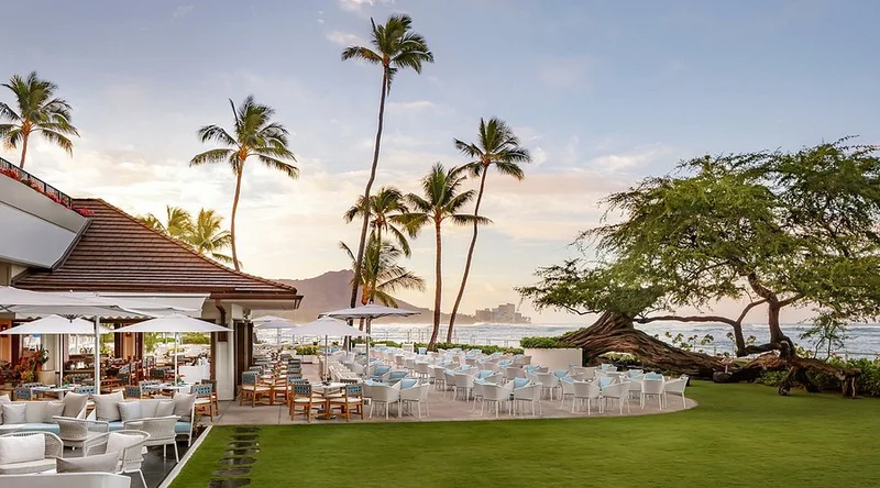 House Without a Key - Oceanfront Dining in Honolulu