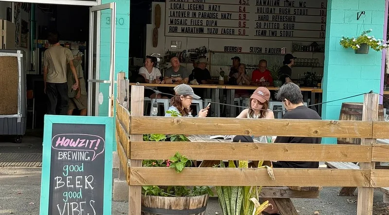 Howzit Brewing - Bar in Honolulu