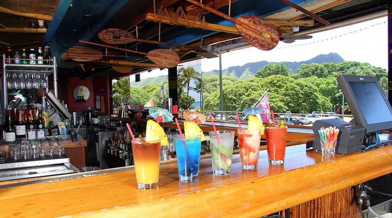 Hula's Bar & Lei Stand - Best Grill Restaurants in Honolulu