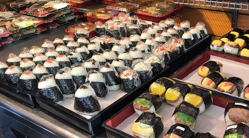 Iyasume Seaside - Best Hawaiian Restaurants in Honolulu