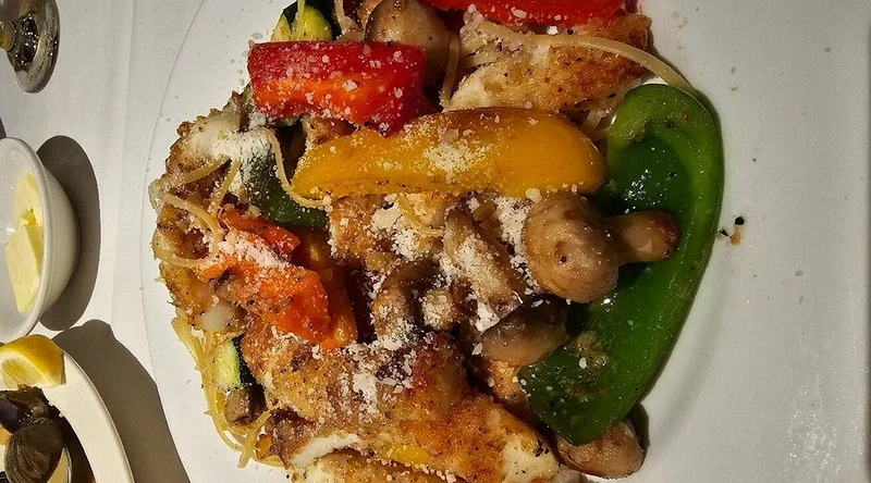 Paesano Ristorante Italiano (Manoa Marketplace 2752 Woodlawn Dr.) - Best Italian Restaurants in Oahu
