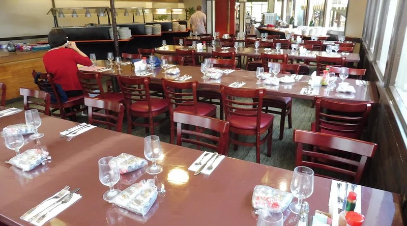 Pagoda Floating Restaurant - Best Buffets Restaurants in Oahu