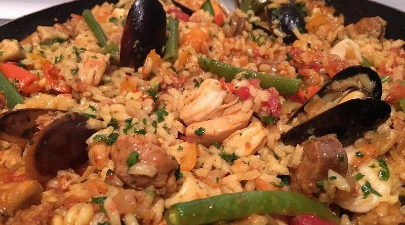 Pindan Foods - Best Seafood Restaurants in Honolulu