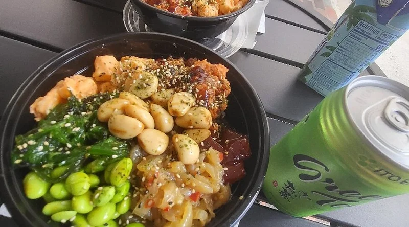 Poke Fix (334 Seaside Ave Ste 108) - Best Seafood Restaurants in Oahu