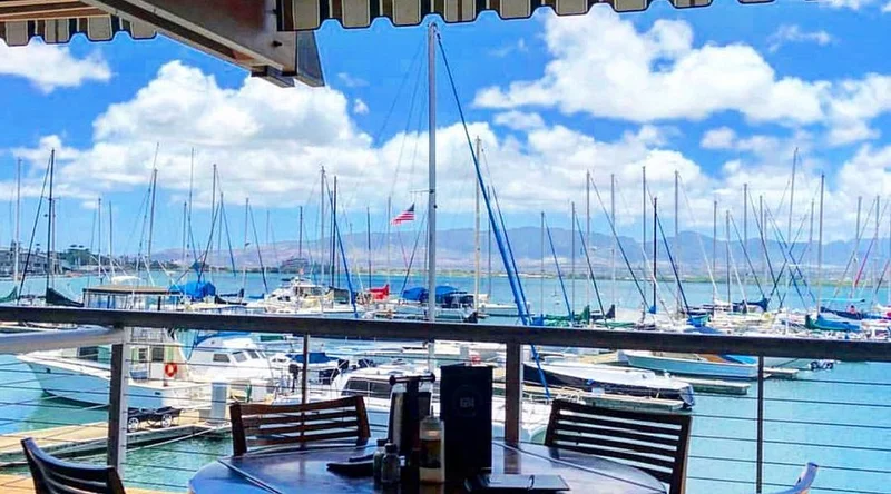 Restaurant 604 - Best Bar Restaurants in Oahu
