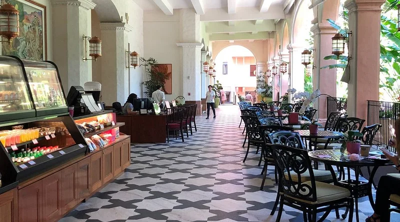 Royal Hawaiian Bakery