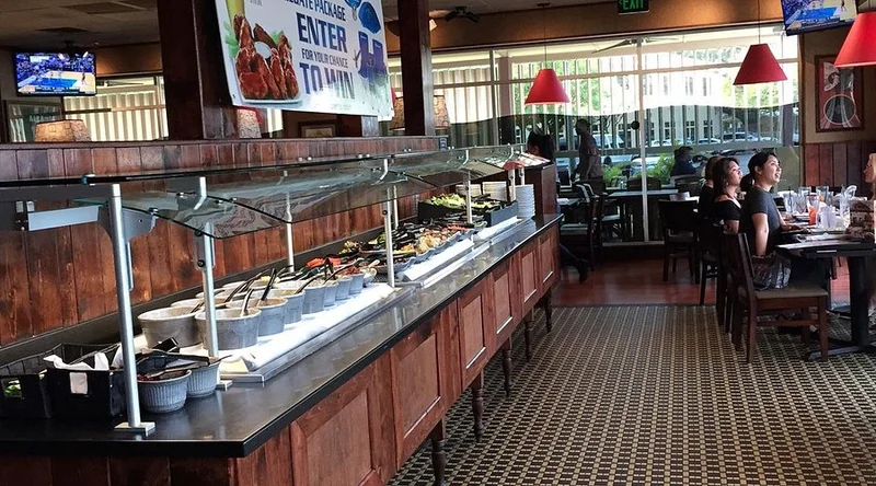 Ruby Tuesday Hawaii - Best Pub Restaurants in Honolulu