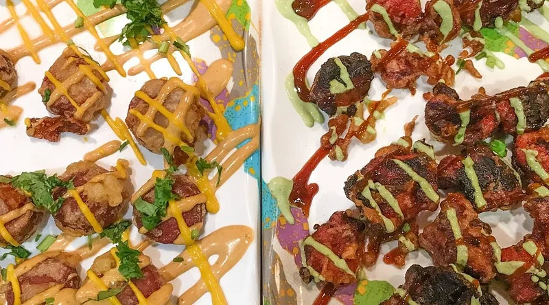 Sammy's Beach Bar & Grill (300 Rodgers Ave Shop 33) - Best Bar Restaurants in Oahu