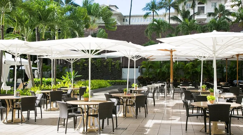 Splash Bar - Best Bar Restaurants in Oahu