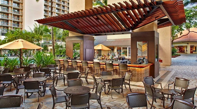 Tapa Bar - Bar in Honolulu