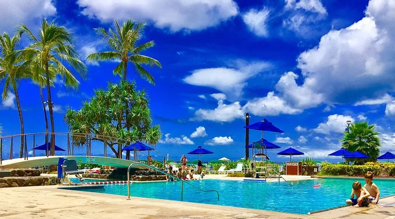 The Barefoot Bar - Best Bar Restaurants in Oahu