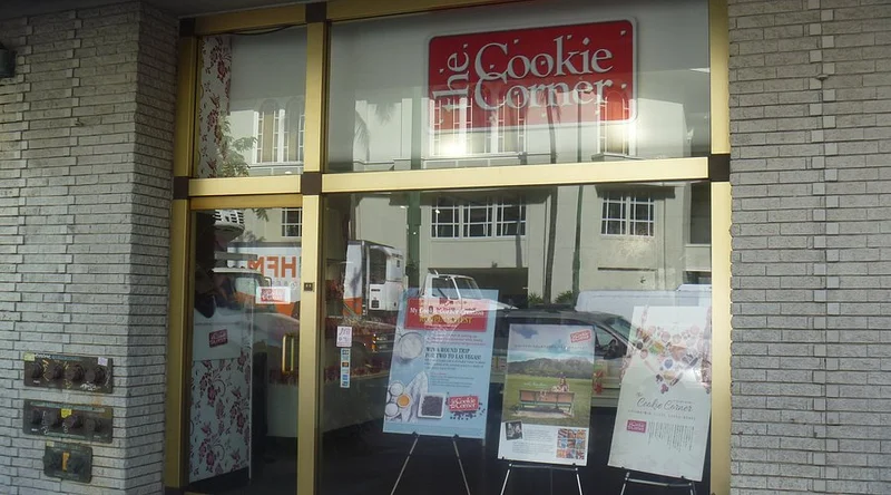 The Cookie Corner - Princess Kaiulani Hotel - Best Cafe Restaurants in Oahu