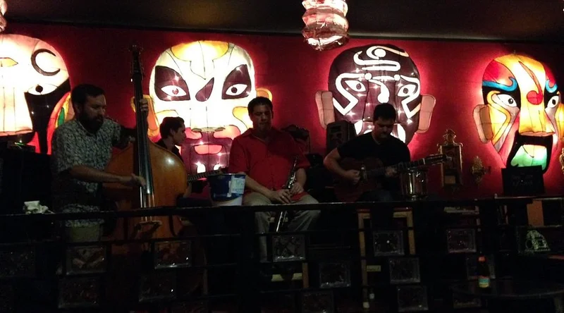 The Dragon Upstairs - Best Bar Restaurants in Oahu