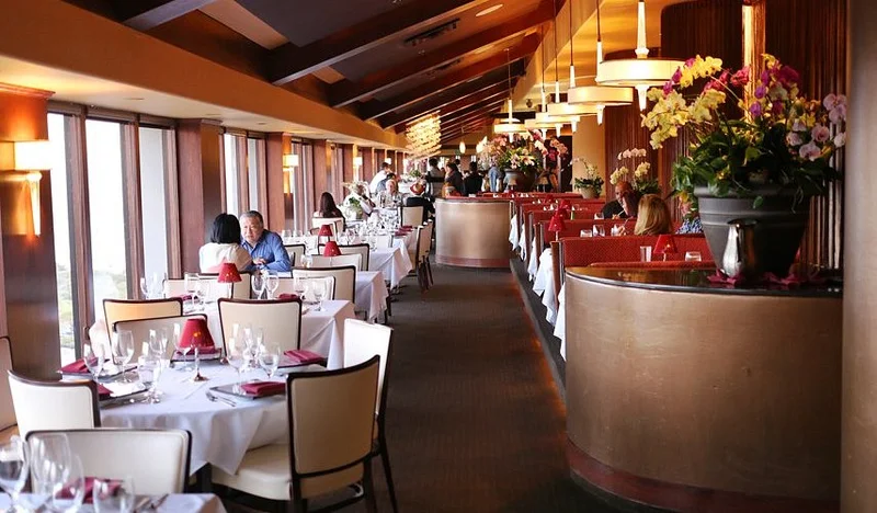 The Signature Prime Steak & Seafood - Oceanfront Dining in Honolulu