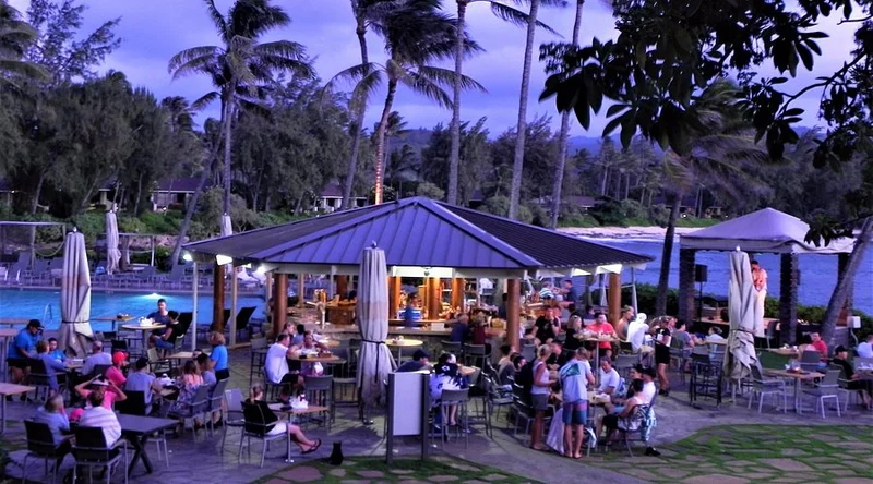 The Point Sunset & Pool Bar - Lunch in Kahuku