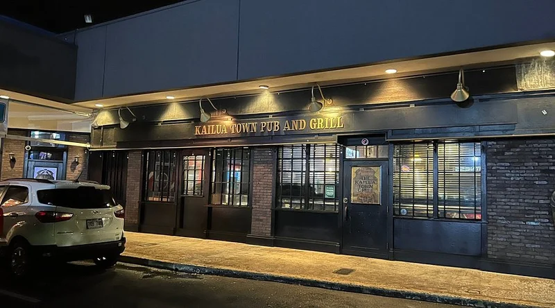 Kailua Town Pub & Grill - Best American Restaurants in Kailua
