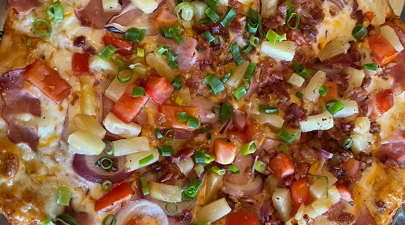 Round Table Pizza - Kailua - Delivery in Kailua