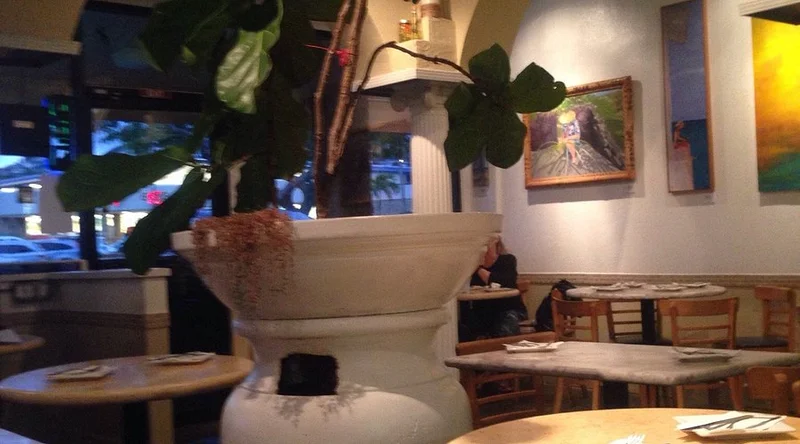 Yamas Mediterranean Cuisine - Kailua, Hawaii