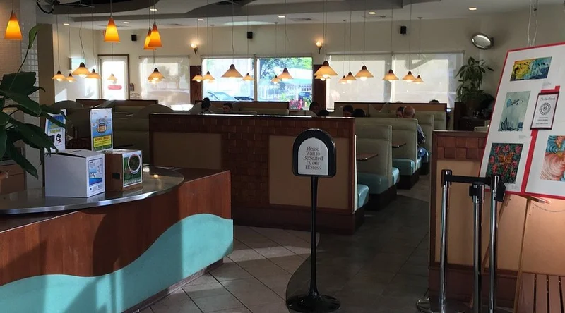Zippy's - Kaneohe (Kamehameha Hwy) - Best Plate Lunch & Drive ins Restaurants in Kaneohe