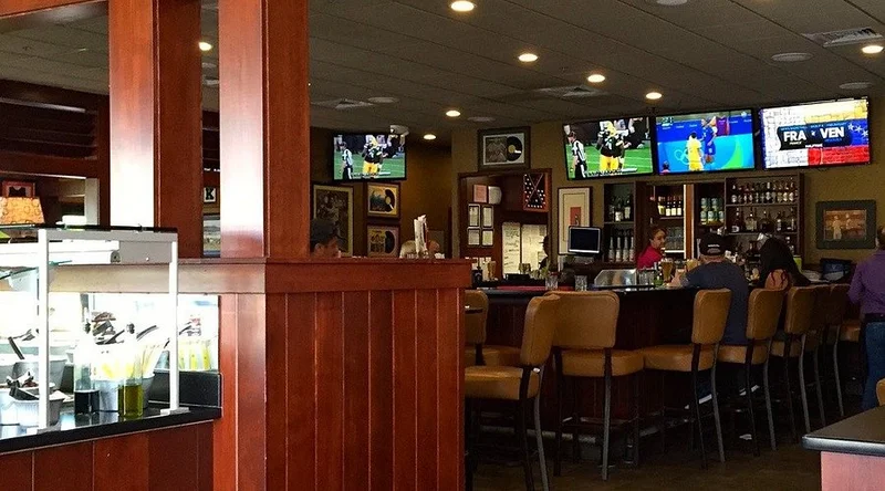 Ruby Tuesday - Best Bar Restaurants in Kapolei