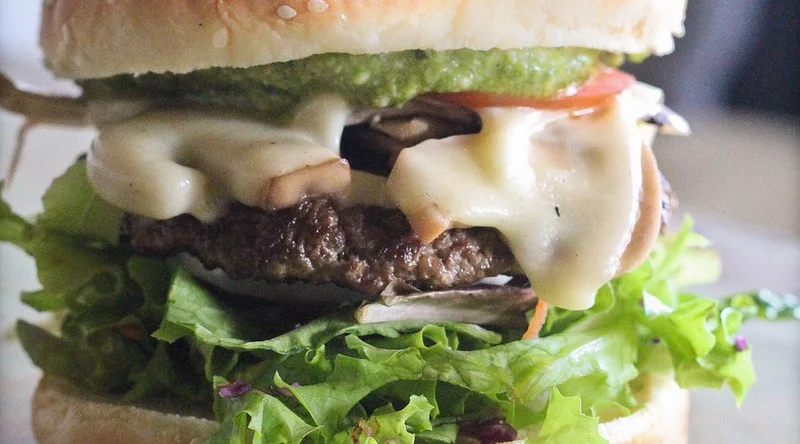 Seven Brothers Burgers - Best Burgers Restaurants in Oahu