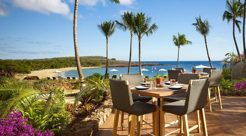 Malibu Farm Restaurant & Bar - Bar in Lanai