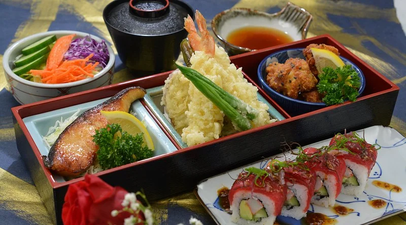 Gyotaku Japanese Restaurant (98-1226 Kaahumanu St) - Best Japanese Restaurants in Pearl City