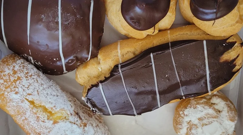 Liliha Bakery Pearl Highlands  - Best Bakeries Restaurants in Oahu