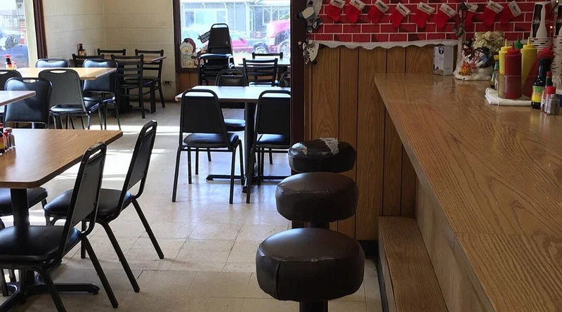 Shige's Saimin Restaurant - Wahiawa, Hawaii