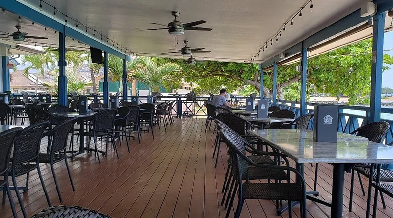 Beach House By 604 - Best Seafood Restaurants in Waianae