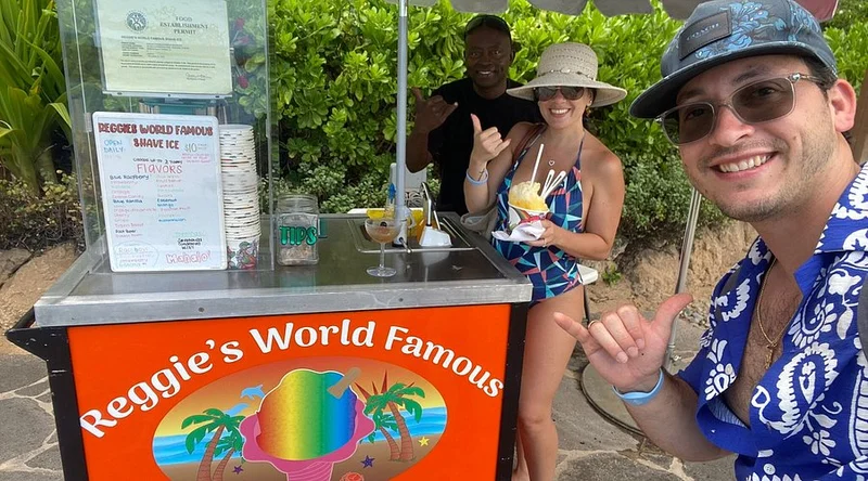 Reggie's World Famous Shave Ice - Best Hawaiian Restaurants in Oahu