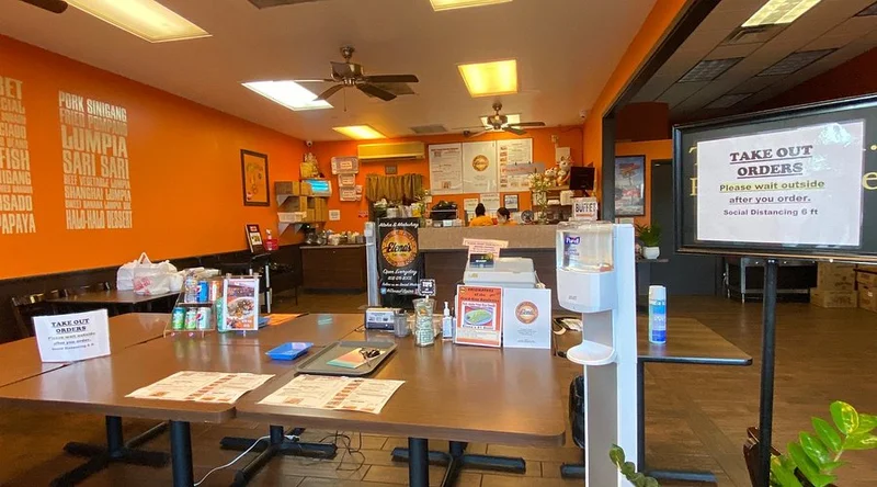 Elena's Home of Finest Filipino Foods - Outdoor Seating in Oahu