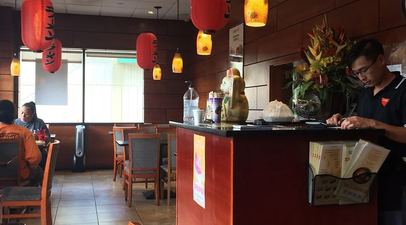Ramen-Ya (94-1221 Ka Uka Blvd Located in the Strip Mall Adjacent to Costco Waipio) - Best Ramen shops Restaurants in Oahu